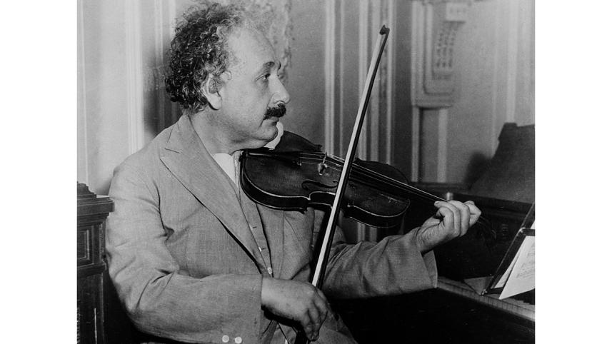 einstein-AP-wb.jpg