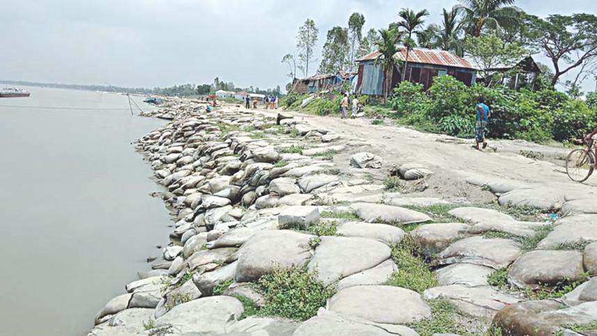 embankment.jpg