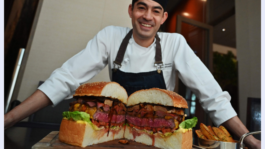 Emperor-burger-web.jpg