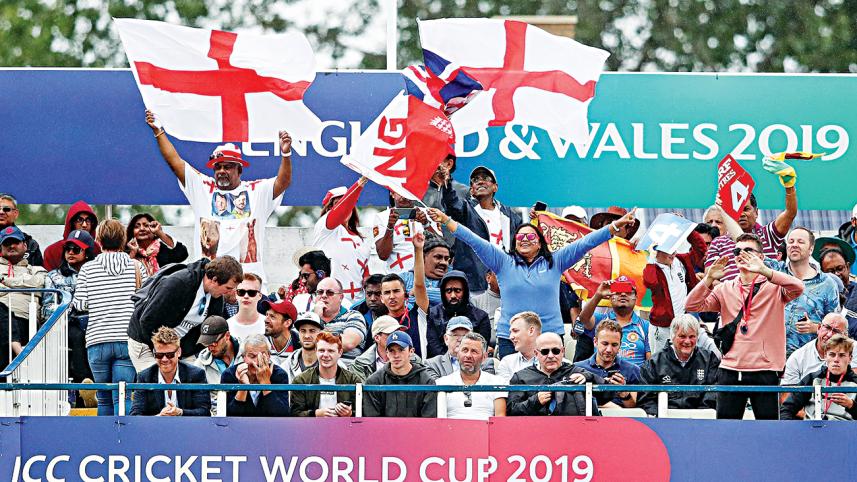 England fans.jpg