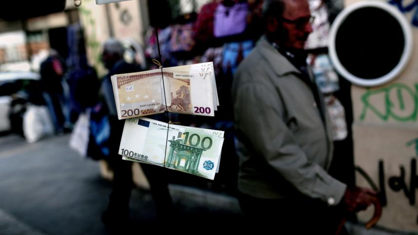 euro banknotes.jpg