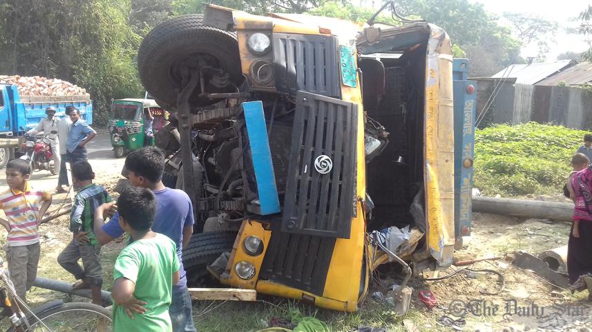 Feni accident