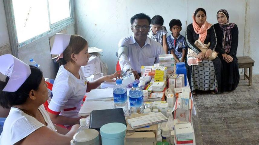 first-rohingya-family-wb.jpg