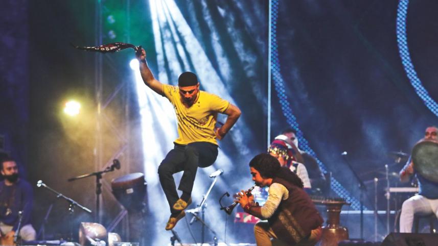 folk fest.jpg