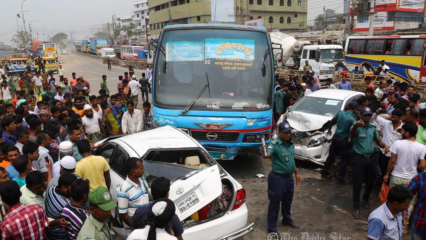 Gabtoli-road-crash.jpg