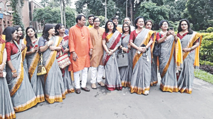 Gems of Nazrul.jpg