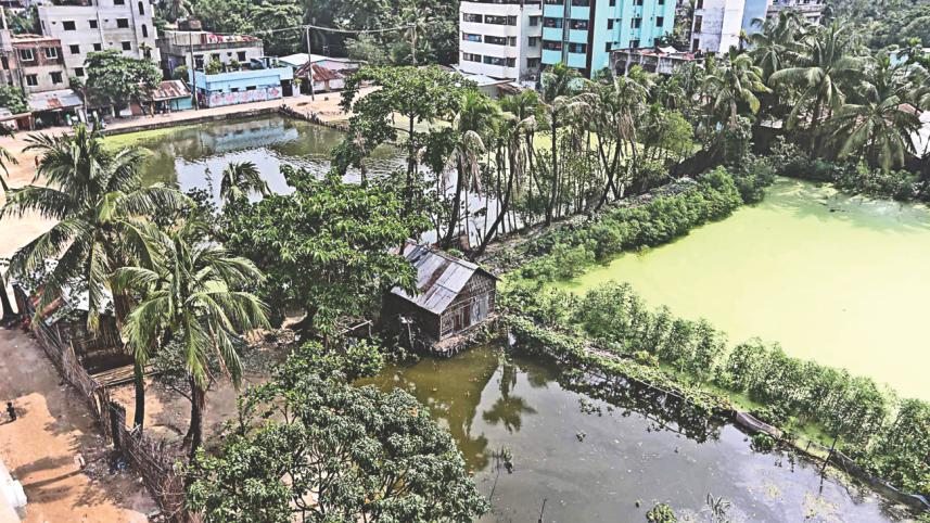 Hajar Dighi.jpg