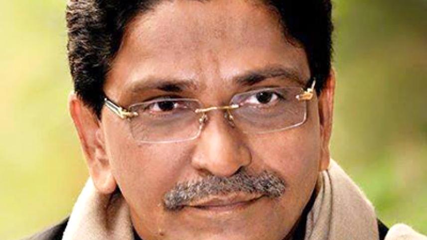 Hanif-wb.jpg