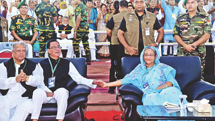 hasina ashraf.jpg