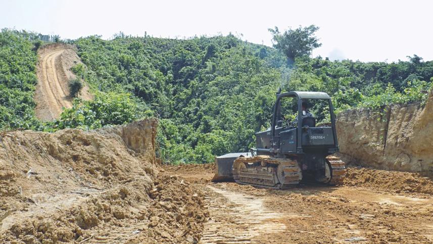 hill raze 1.jpg