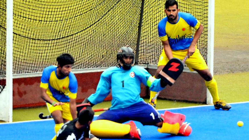 hockey_photo_1.jpgns_.jpg