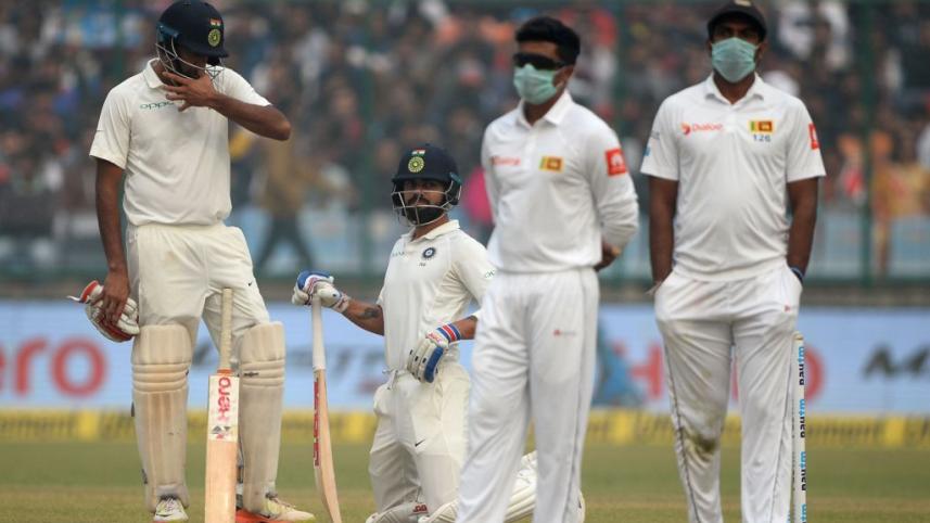 Sri Lanka cricket players wearing masks