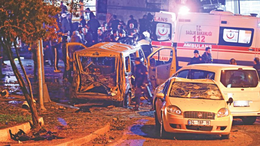 istanbul blast.jpg