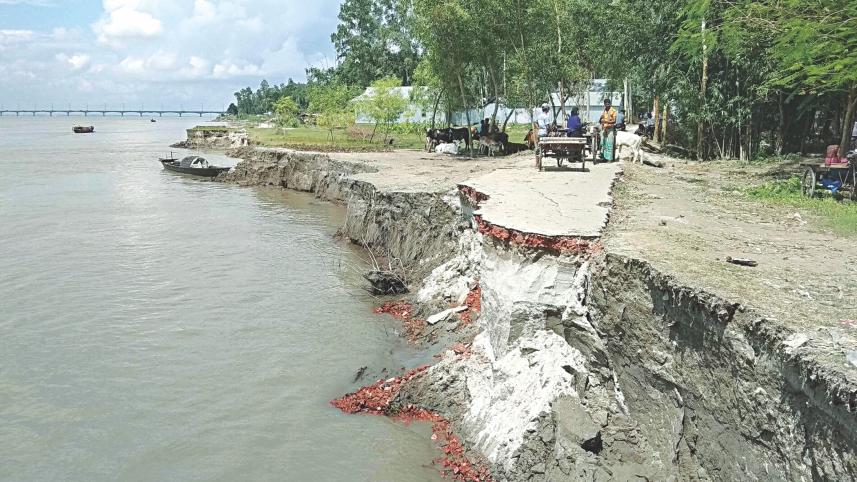 Jmuna river erosiion.jpg