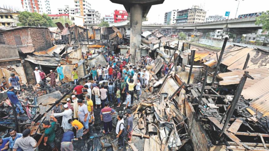 khilgaon fire 1.jpg