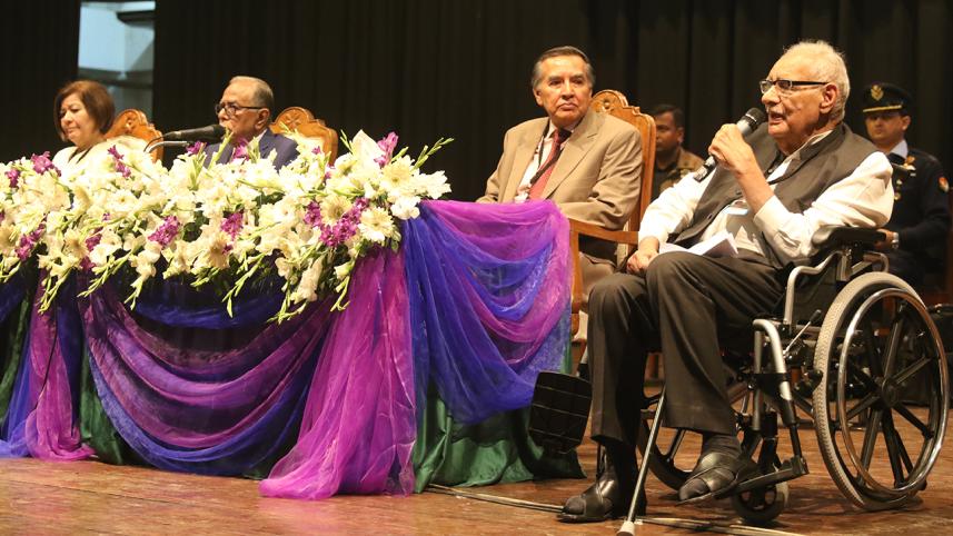 kildip nayar.jpg