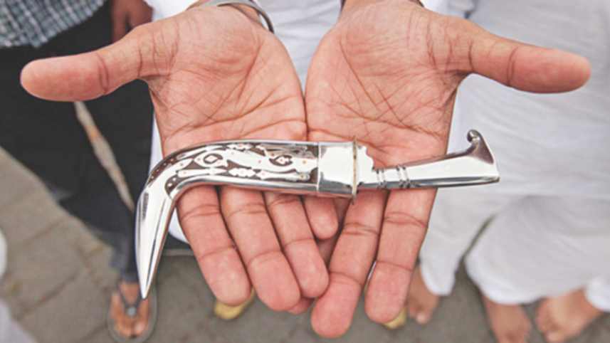 knife wc.jpg