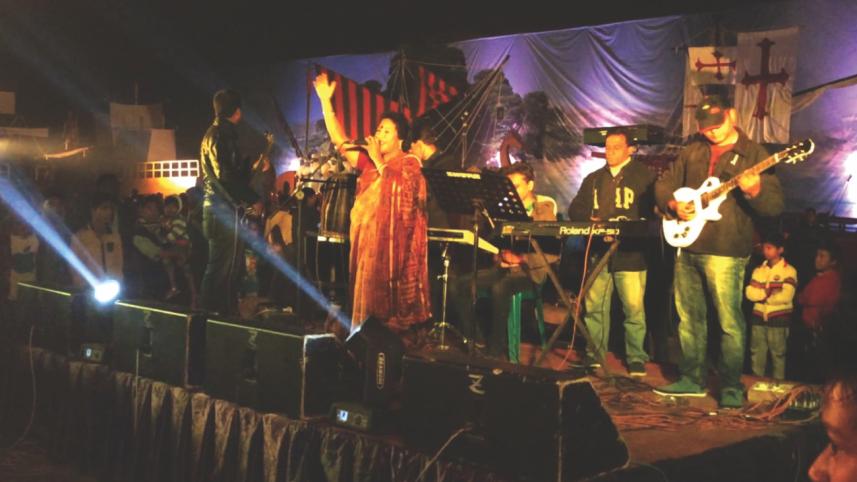 kollani ghosh.jpg