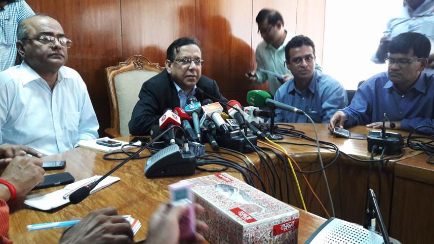 Law-minister-breifing.jpg