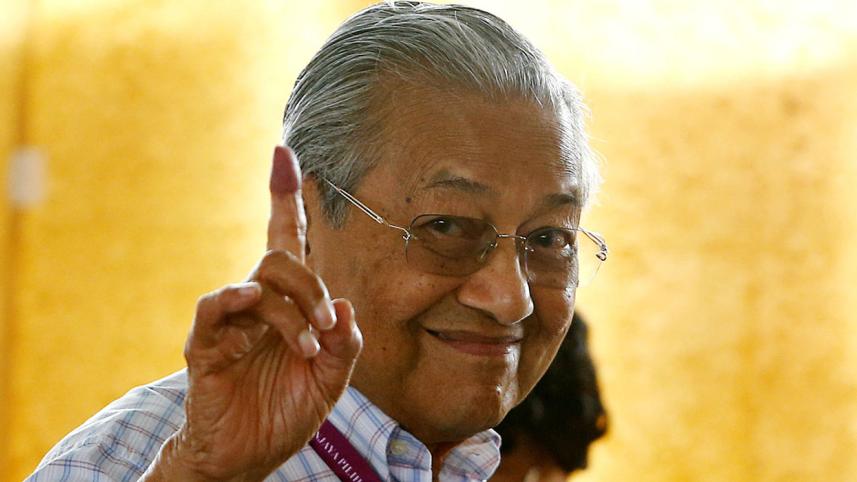 malaysia voting.jpg