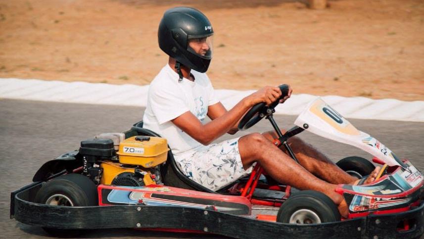 musta_go_kart.jpgns_.jpg