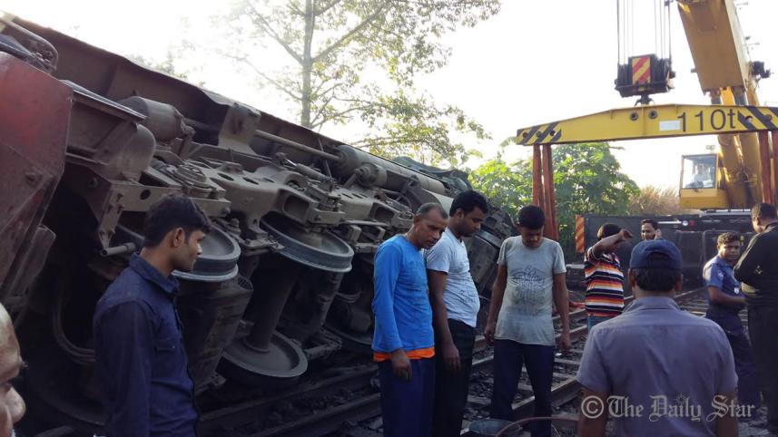 Natore-train-wb.jpg