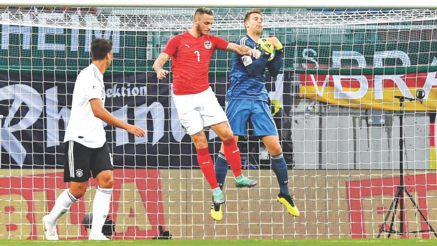 Neuer returns.jpg