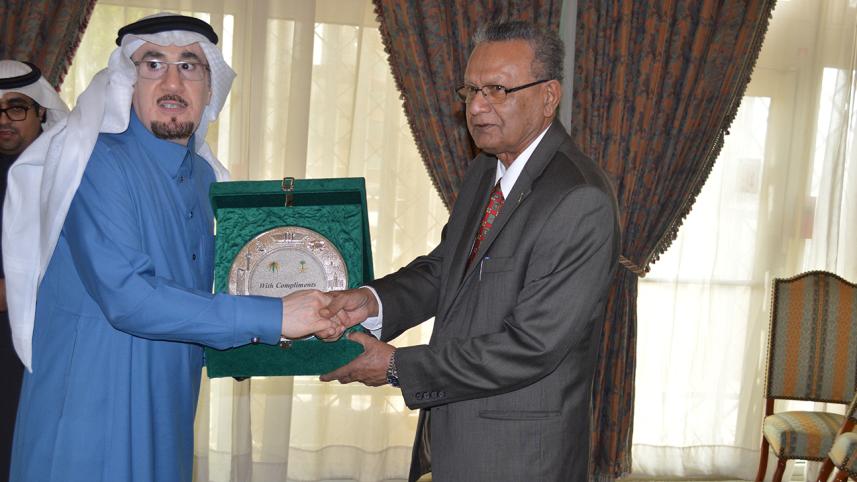 Overseas-minister-wb.jpg
