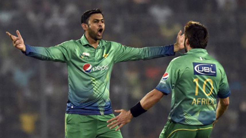 PAK-BALLL3.jpg-NS.jpg