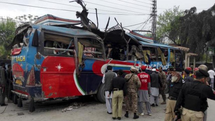pakistan-blast-web.jpg