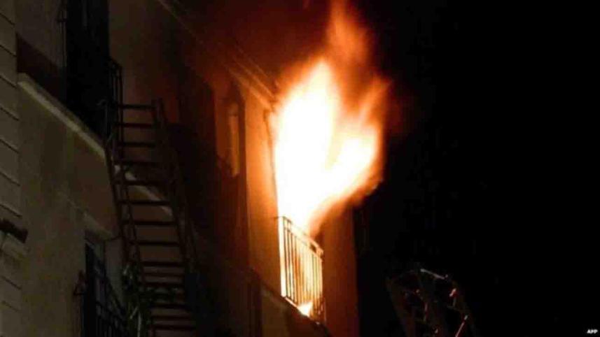 Paris fire.jpg