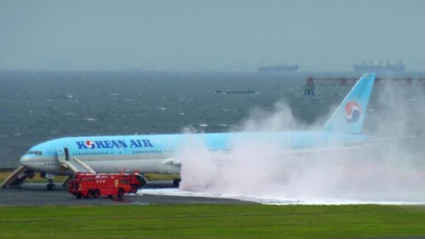 plane-web.jpg