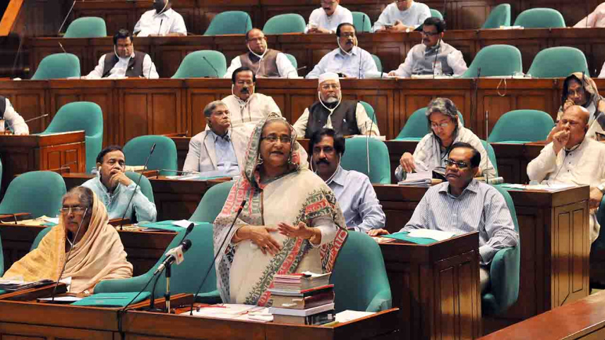 23_06_2016-PM_at_Parliament.jpg