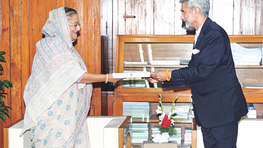 pm indian fm.jpg
