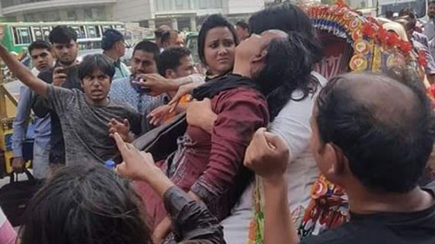13 students arrest