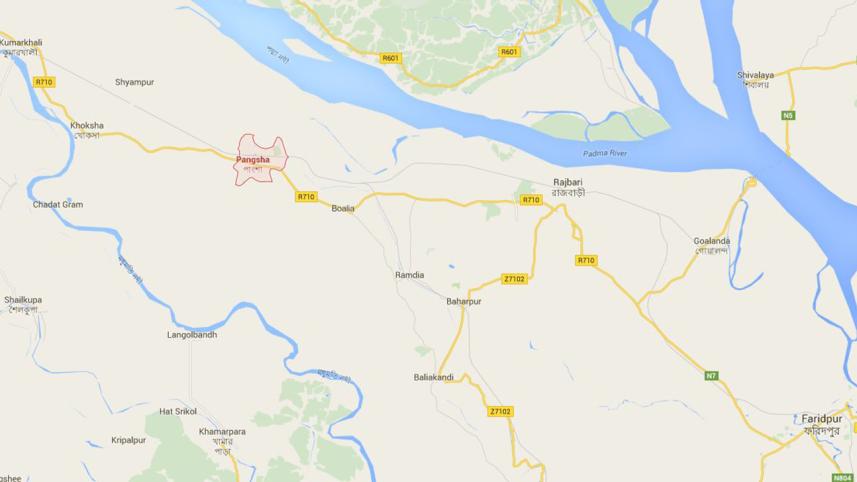 Rajbari.JPG