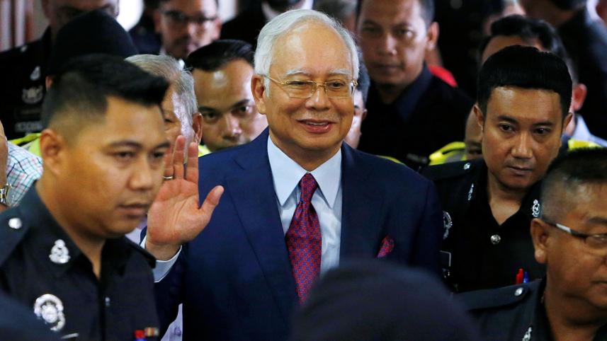 Razak-wb.jpg