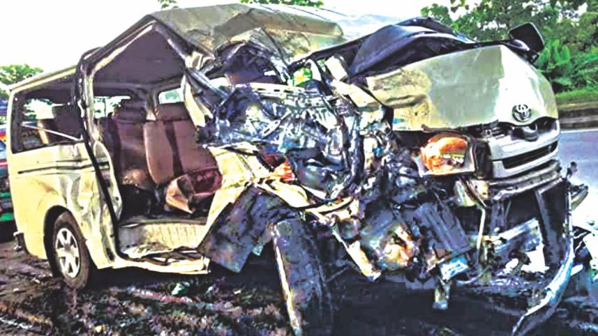 road crash.jpg