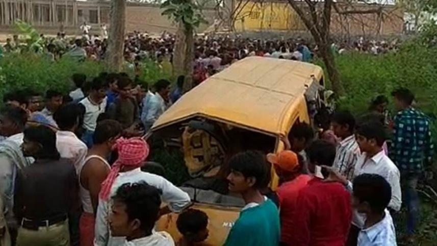 school-van--web.jpg