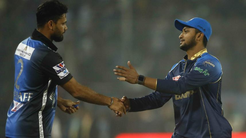 Mashrafe Bin Mortaza and Shakib Al Hasan