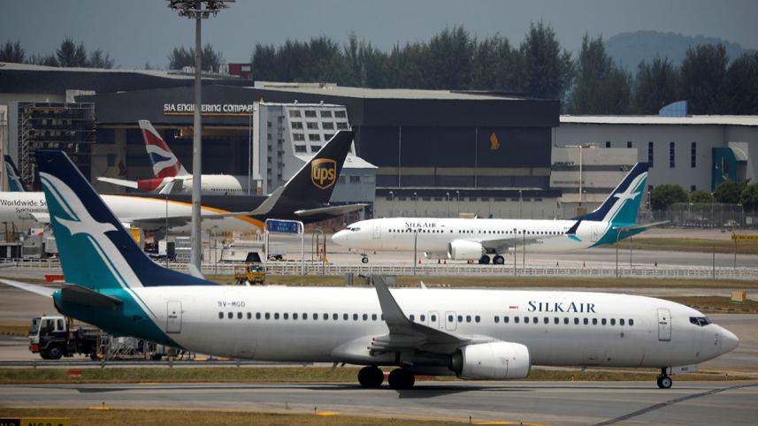 Singapore-plane.jpg