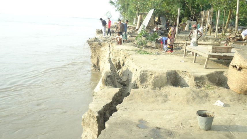 Swelling Jamuna.jpg