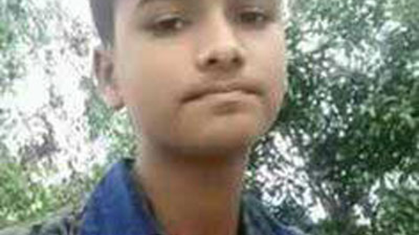 Tangail-Schoolboy