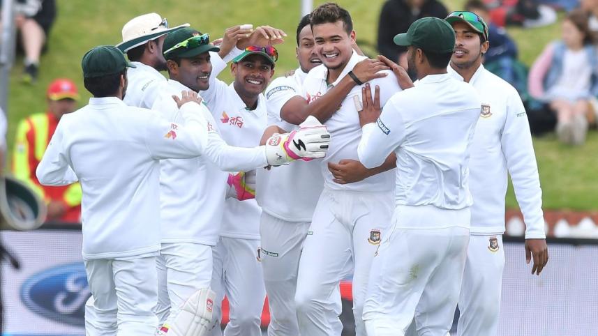 Taskin Ahmed 