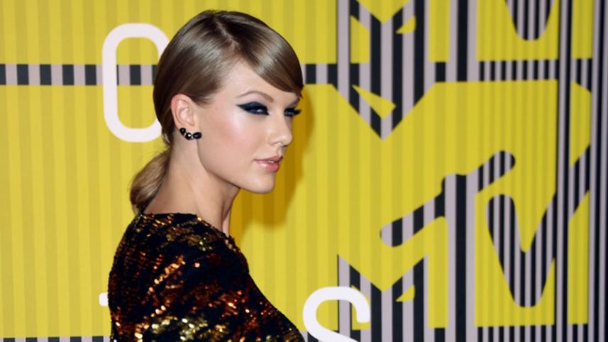 taylor.jpg-NS.jpg
