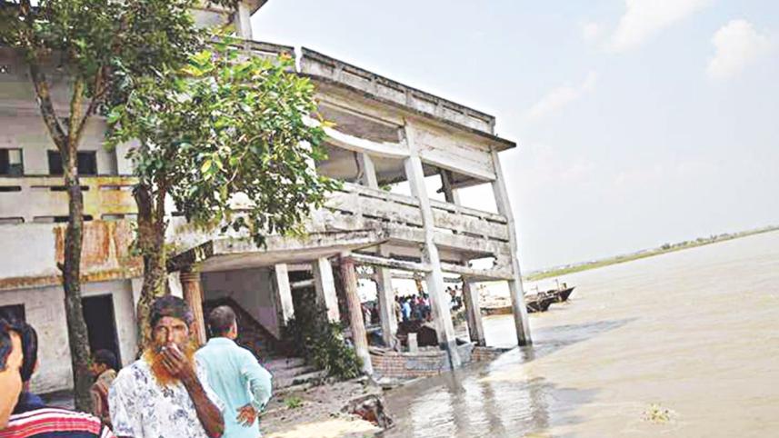 Teesta devours.jpg