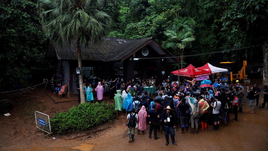 Thailand-2-wb.jpg