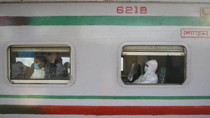 train-web_9.jpg
