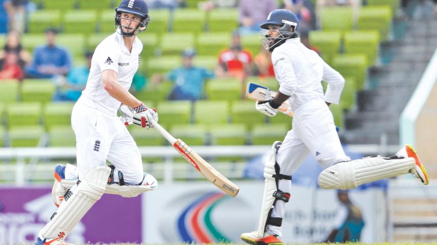 woakes.jpg