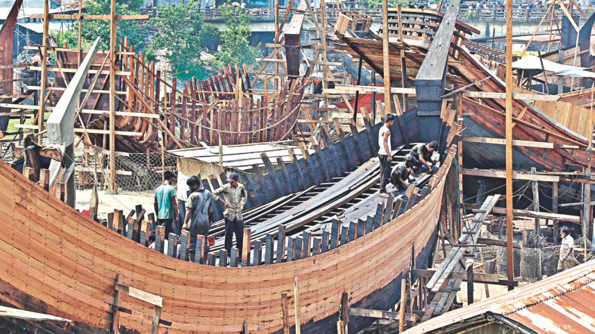 wooden boats 1.jpg